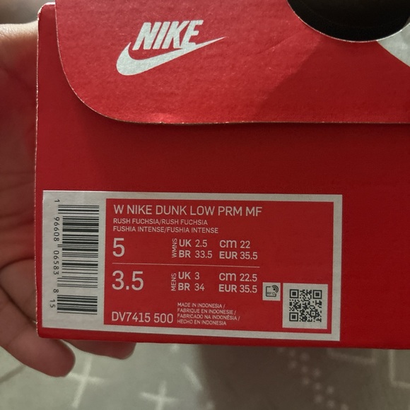 Nike dunks - Picture 3 of 3